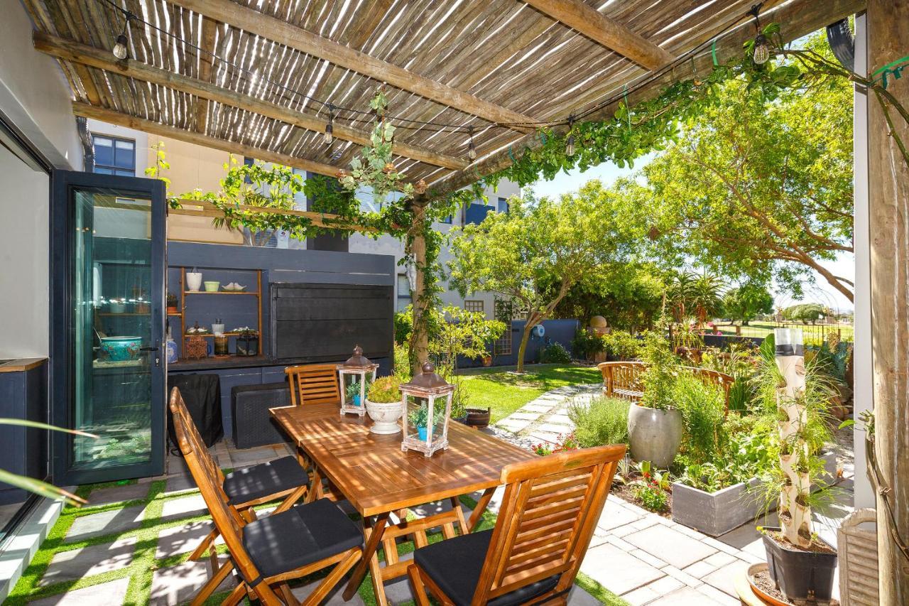 Le Mahi Guest House Langebaan Exterior foto